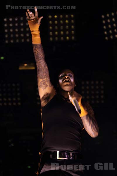 THE PRODIGY - 2010-09-10 - LA COURNEUVE - Parc Departemental - Grande Scene - 